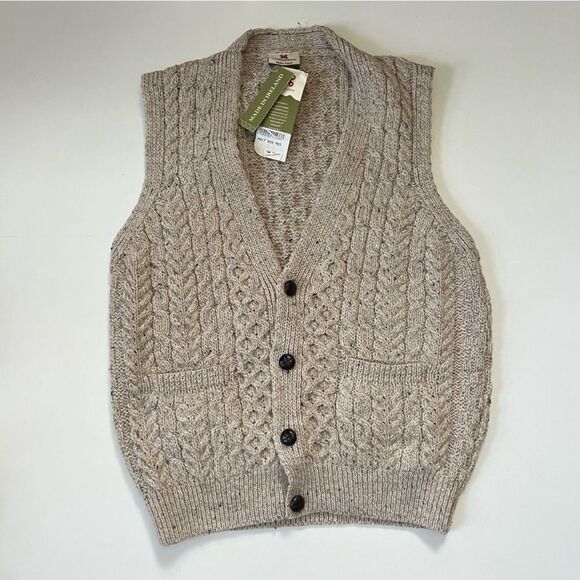 Carraig Don Other - Carraig Donn NWT Irish Aran Wool Cable Knit Buttoned Cardigan Vest M